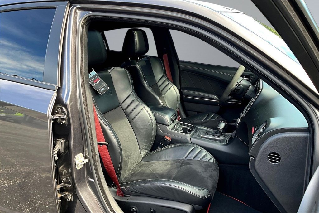 Used 2023 Dodge Charger SRT Hellcat w/ Harman/Kardon Audio Group RWD image 31