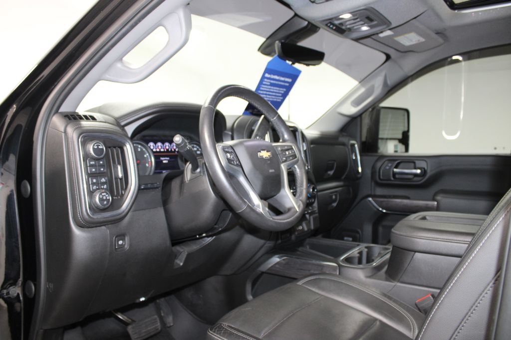 Used 2020 Chevrolet Silverado 3500 LTZ AWD/4WD image 25
