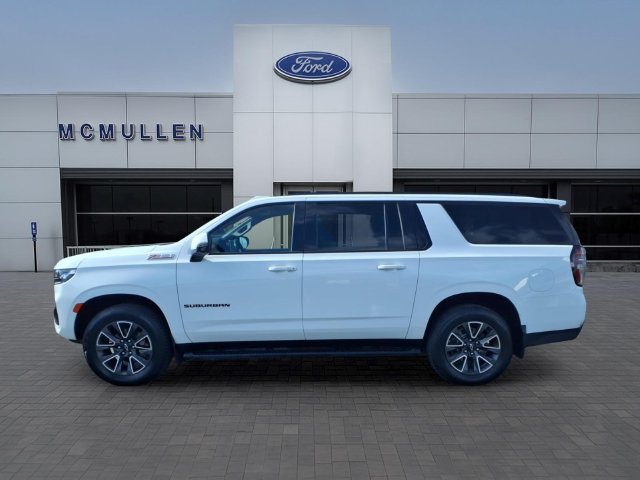 Used 2023 Chevrolet Suburban Z71 w/ Luxury Package AWD/4WD image 8
