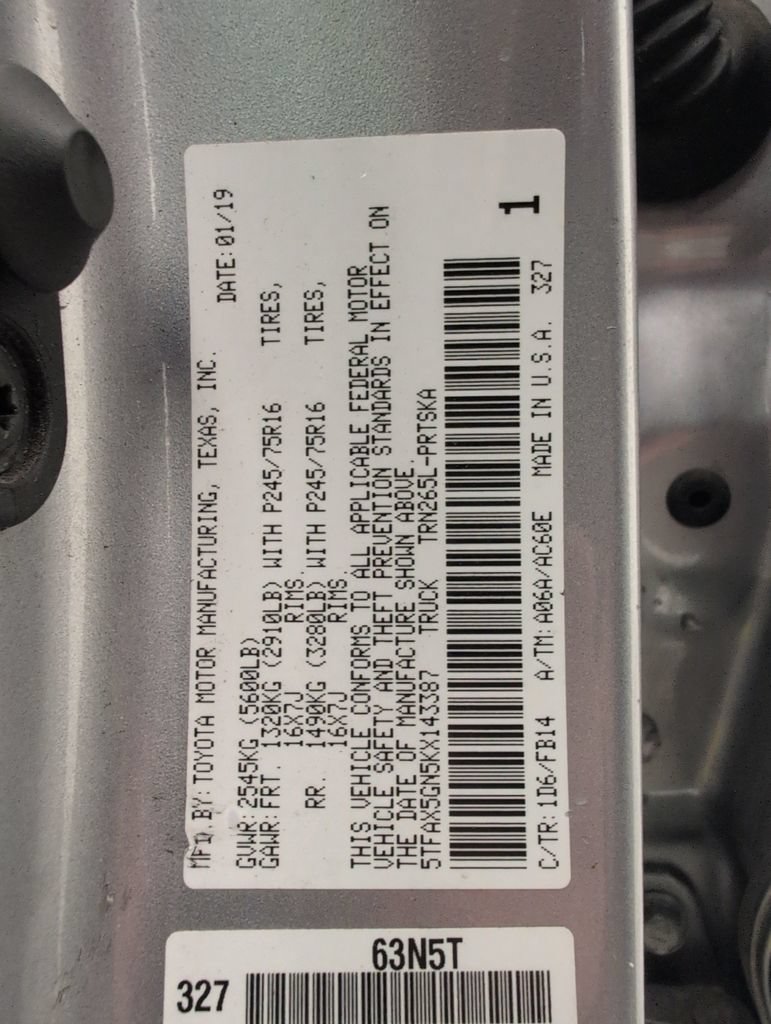 Used 2019 Toyota Tacoma SR w/ SR Convenience Package RWD image 39