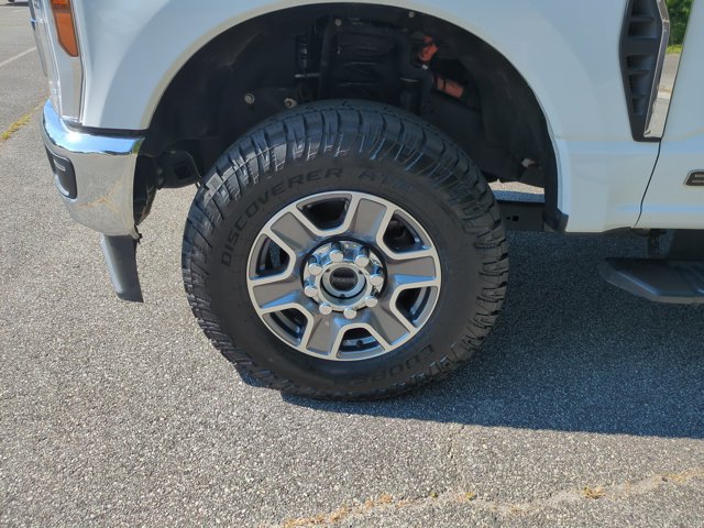 Certified 2025 Ford F350 XLT w/ Snow Plow/Camper Package AWD/4WD image 11