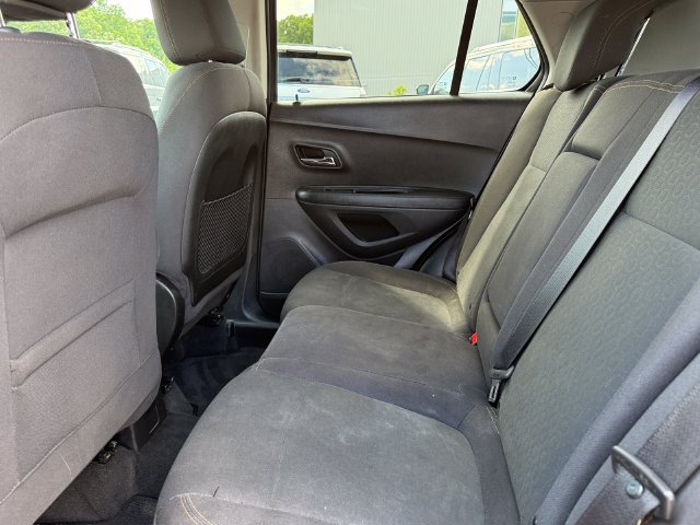 Used 2019 Chevrolet Trax LS w/ Tint and Cruise Package FWD image 19