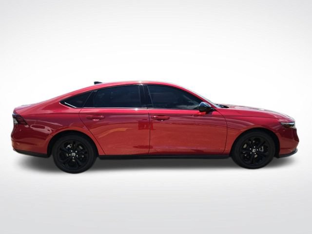 Used 2025 Honda Accord SE image 9