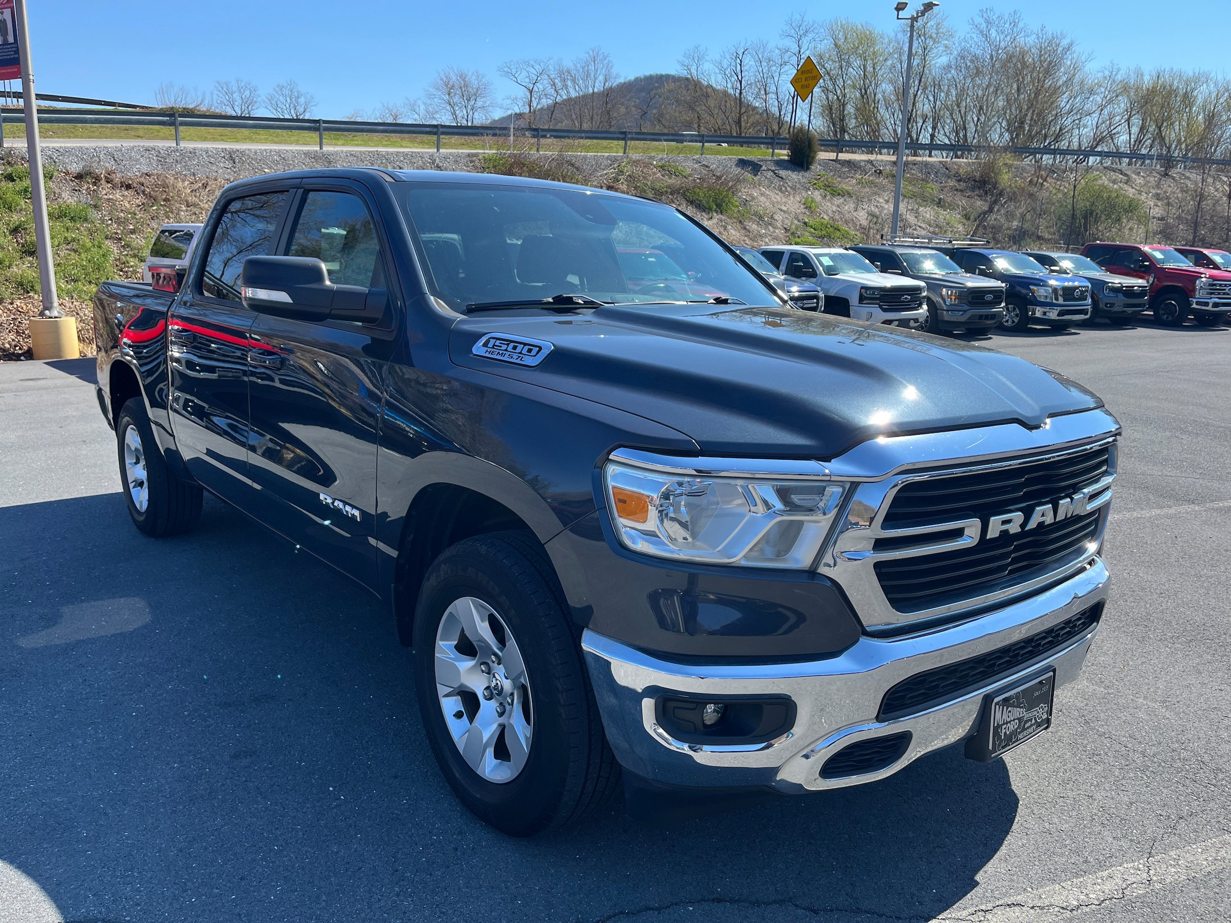 Used 2021 RAM 1500 Big Horn AWD/4WD image 3