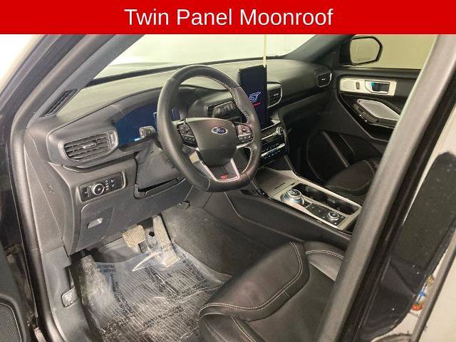 Certified 2023 Ford Explorer ST w/ Technology Package AWD/4WD image 14