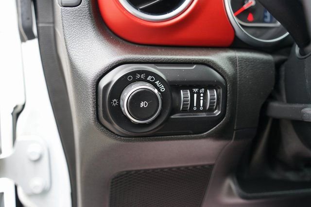 Used 2020 Jeep Wrangler Unlimited Rubicon w/ Cold Weather Group image 13