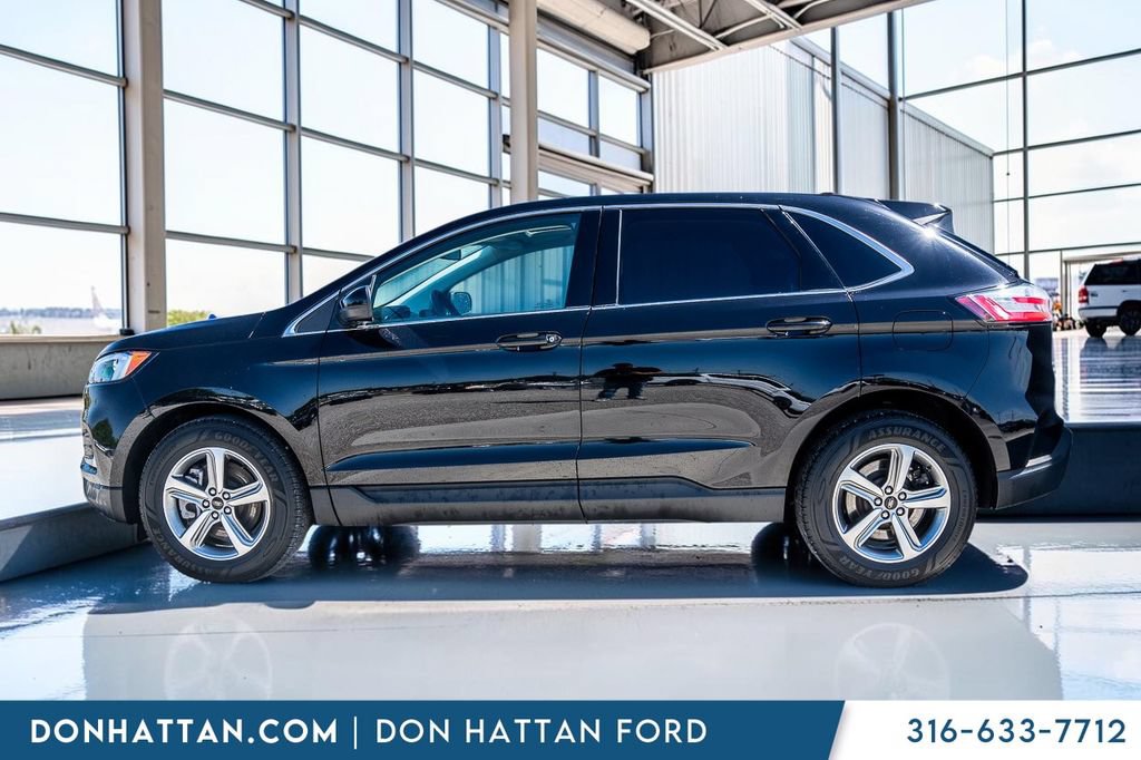 Certified 2023 Ford Edge SEL w/ Convenience Package AWD/4WD image 2