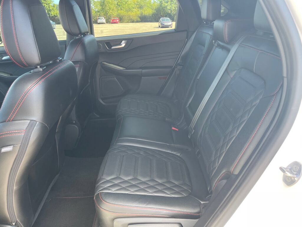 Certified 2023 Ford Escape ST-Line Elite w/ Premium Technology Package AWD/4WD image 21