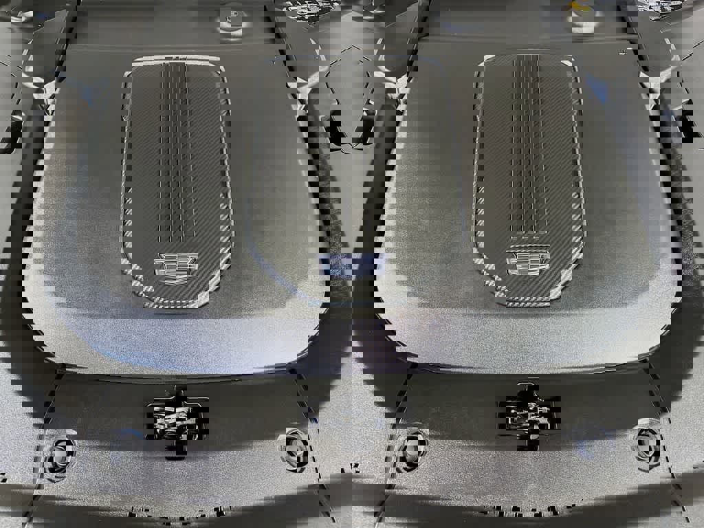 Used 2024 Cadillac Lyriq Luxury w/ LPO, Floor Liner Package image 12