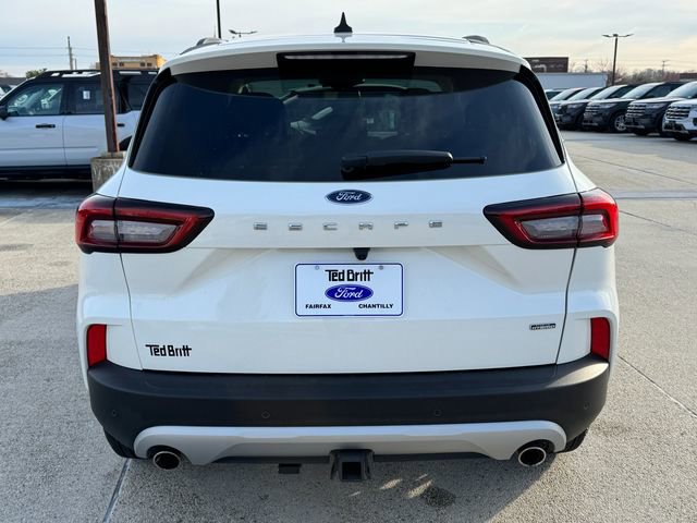Certified 2025 Ford Escape SE w/ PHEV Premium Package image 4