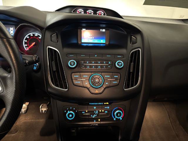 Certified 2018 Ford Focus ST FWD image 24