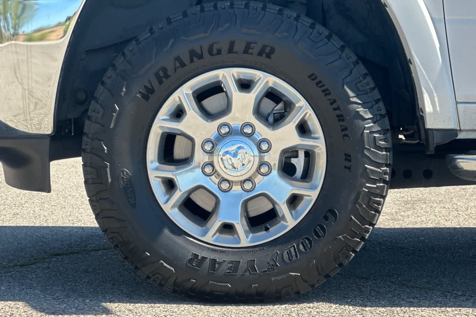 Used 2022 RAM 2500 Laramie AWD/4WD image 26