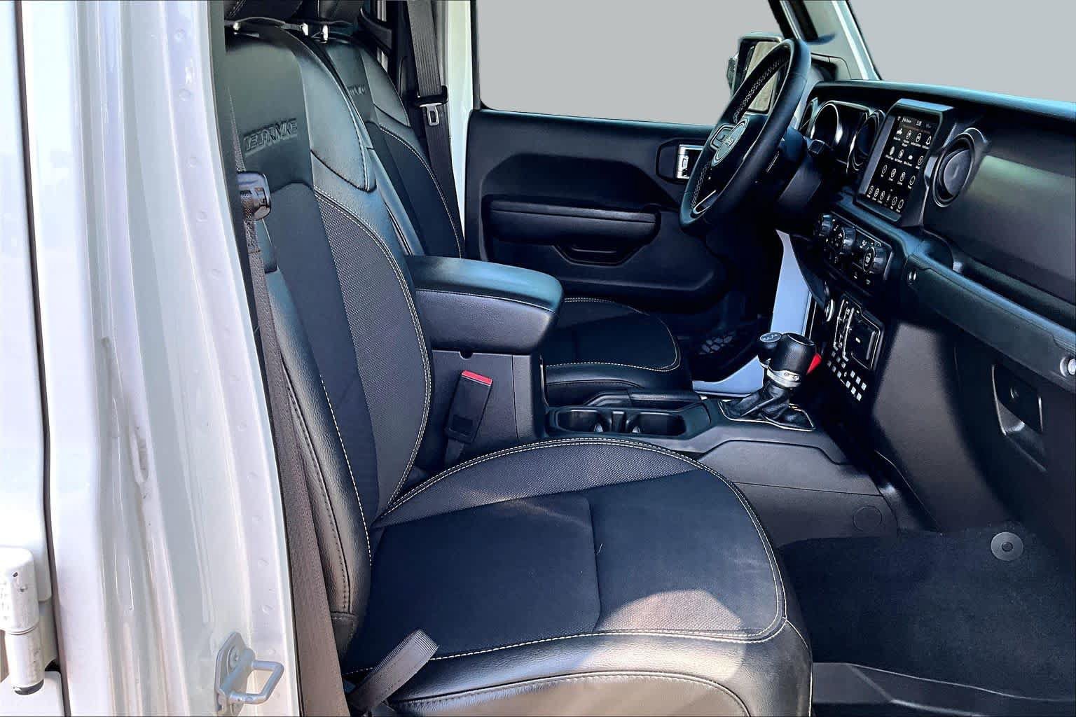 Used 2023 Jeep Gladiator Sport AWD/4WD image 11