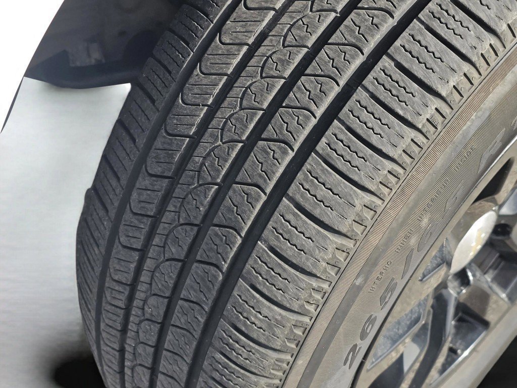 Used 2021 Chevrolet Tahoe LT image 24