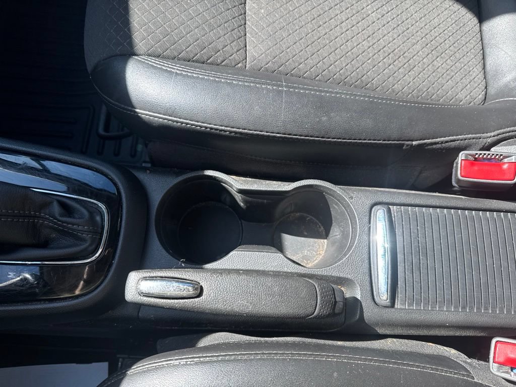 Used 2020 Buick Encore Preferred FWD image 22