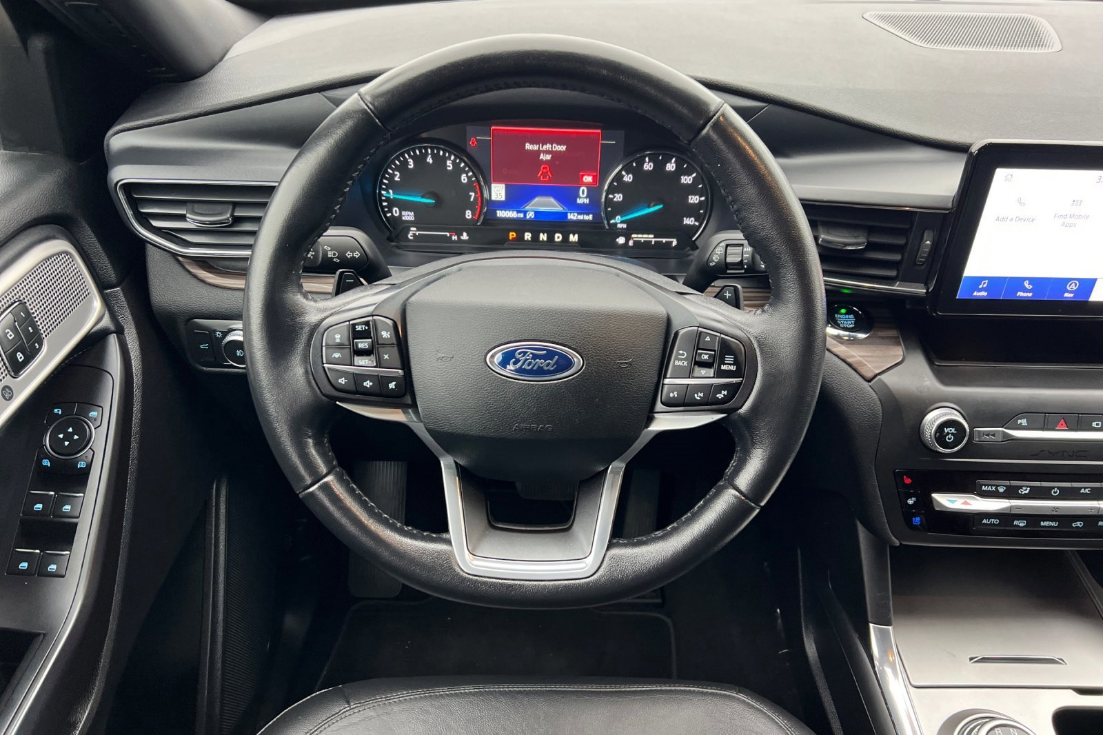 Certified 2020 Ford Explorer Limited w/ Class III Trailer Tow Package image 15