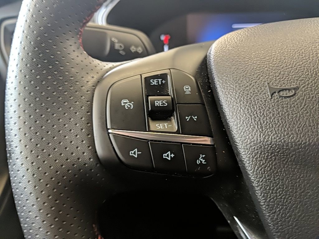 Certified 2023 Ford Escape ST-Line w/ Tech Pack #1 image 16