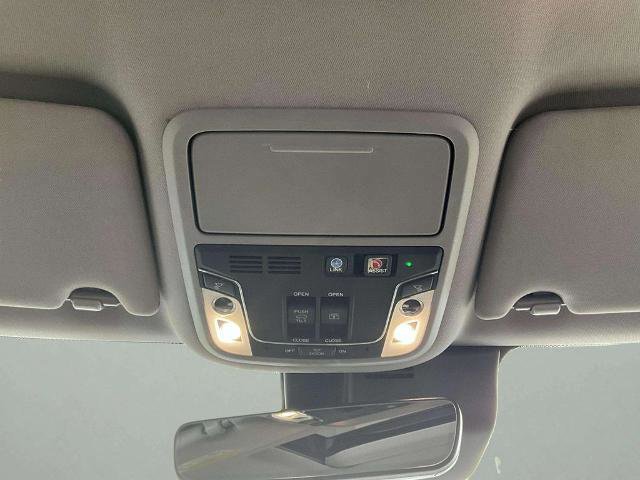 Used 2020 Honda Pilot Elite image 32