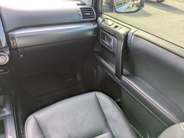 Used 2023 Toyota 4Runner TRD Off-Road Premium w/ Moonroof Package AWD/4WD image 17