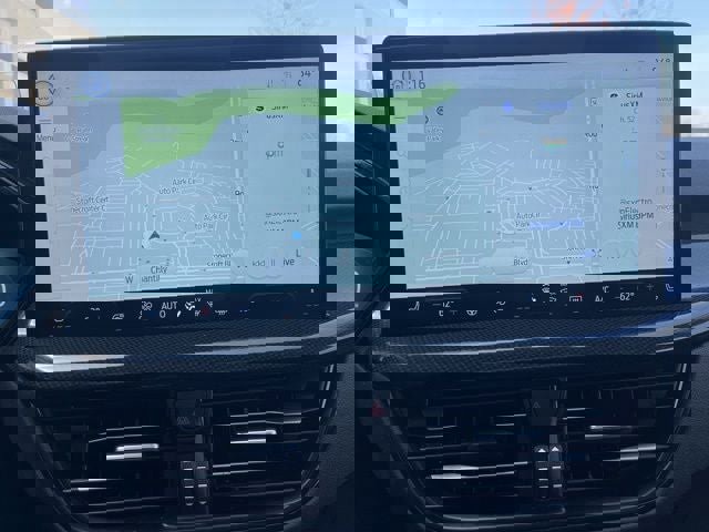 Certified 2025 Ford Escape ST-Line Elite w/ Premium Technology Package image 33