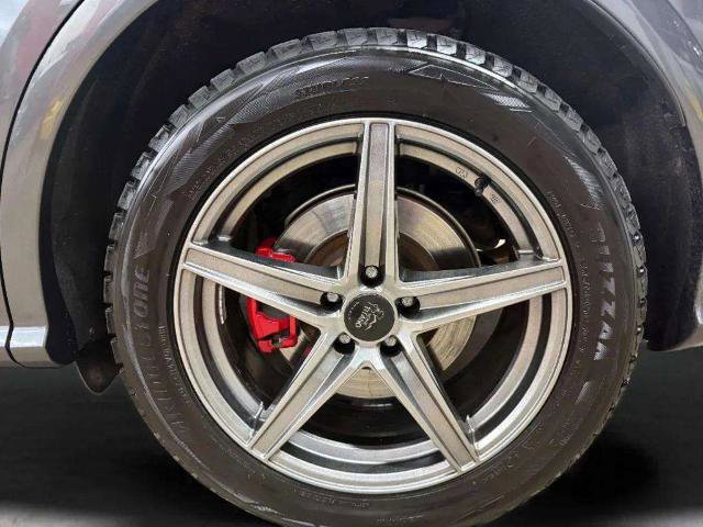 Used 2019 Audi SQ5 Prestige image 34