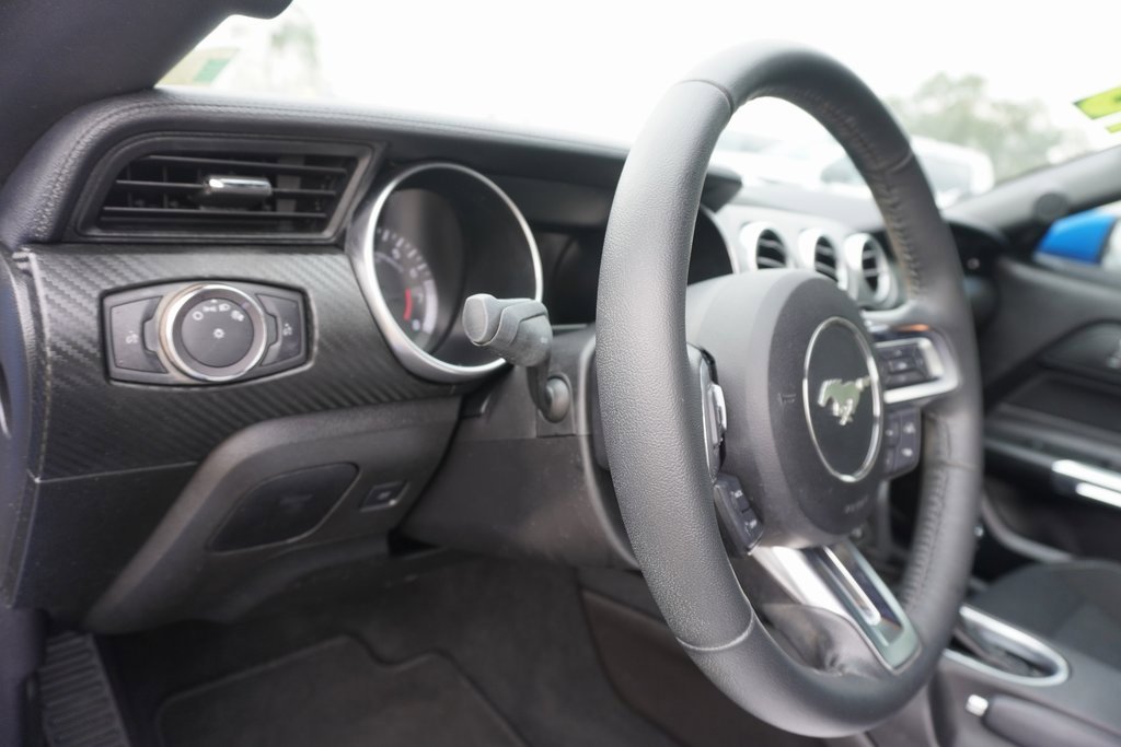 Certified 2019 Ford Mustang Coupe image 12