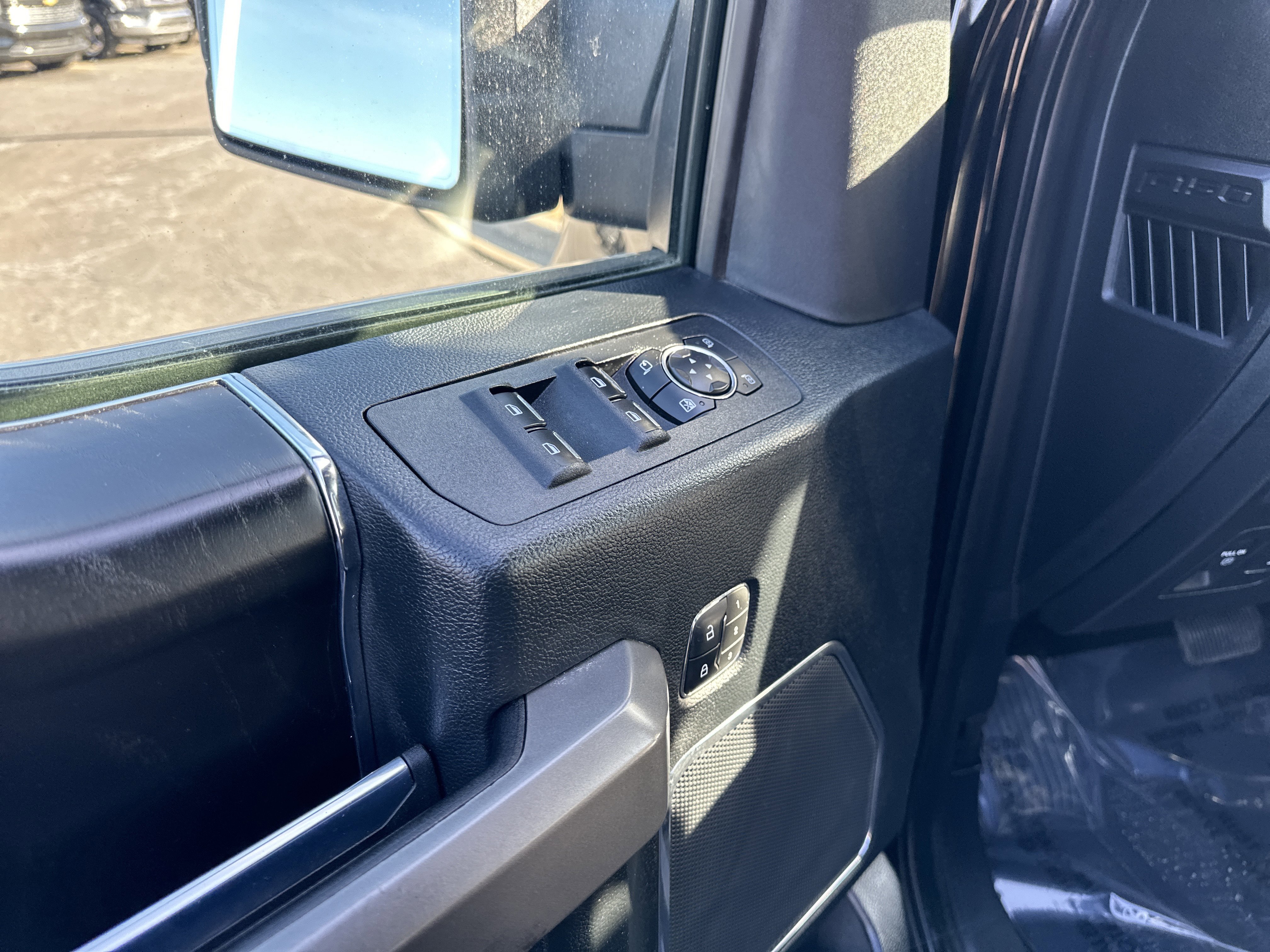 Certified 2020 Ford F150 Platinum w/ Equipment Group 701A Luxury image 14