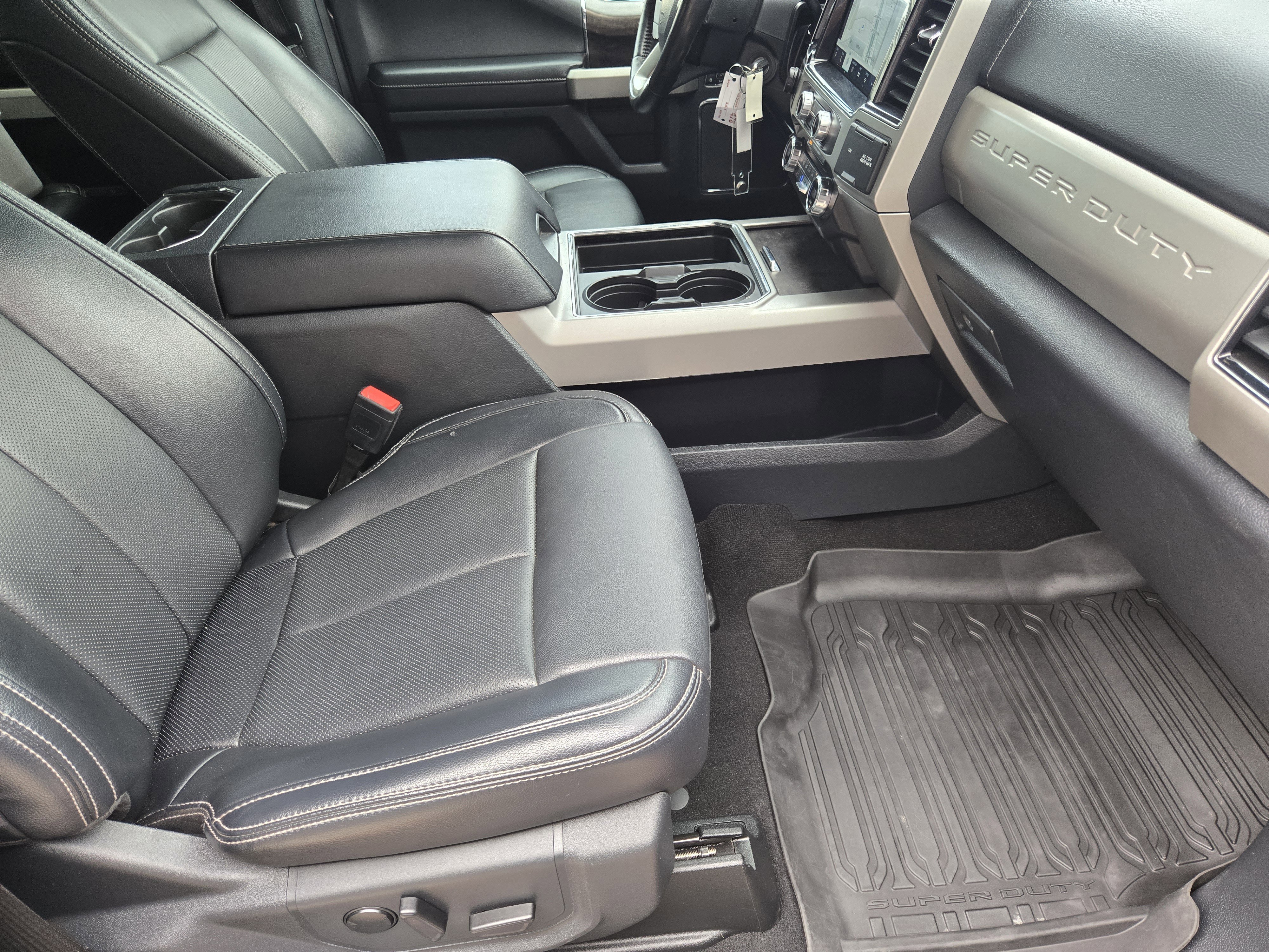 Certified 2022 Ford F250 Lariat w/ Chrome Package image 10