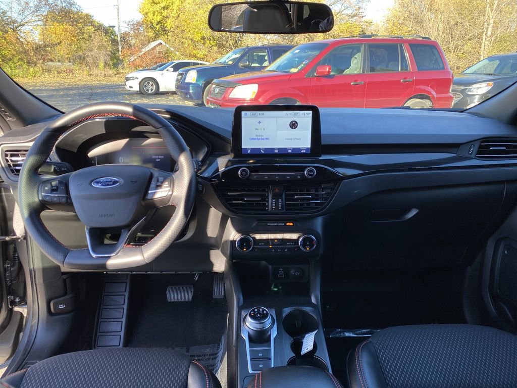 Certified 2025 Ford Escape ST-Line image 6