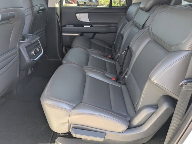 Certified 2025 Ford Expedition Max Active AWD/4WD image 17