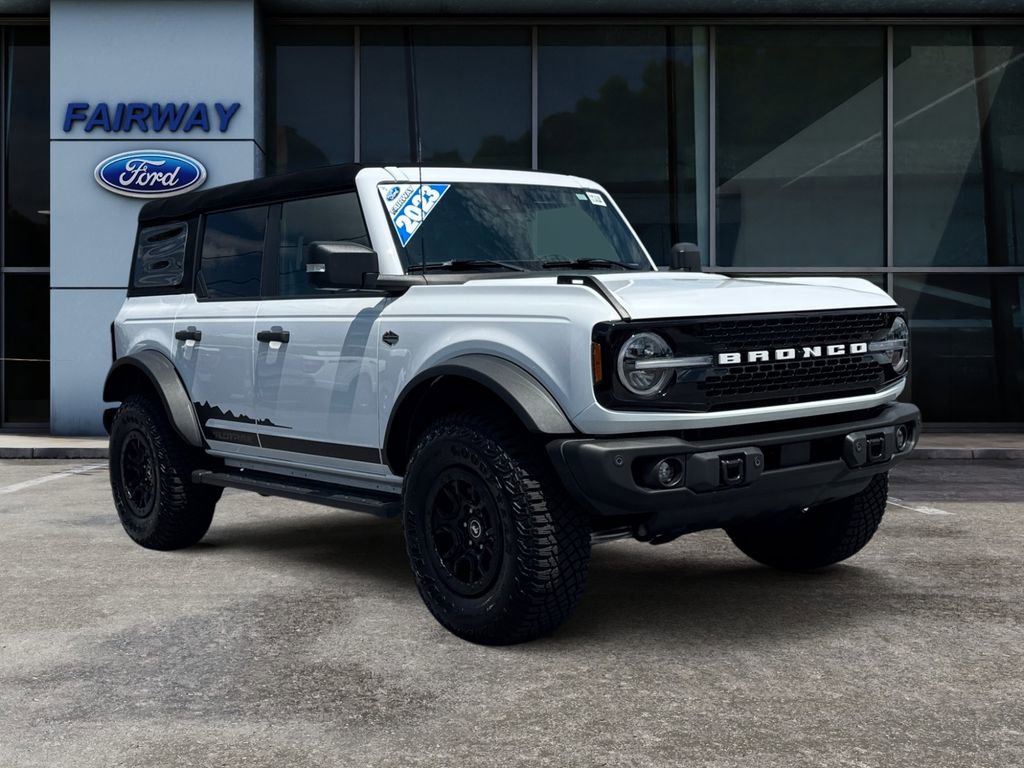 Certified 2023 Ford Bronco Wildtrak image 3