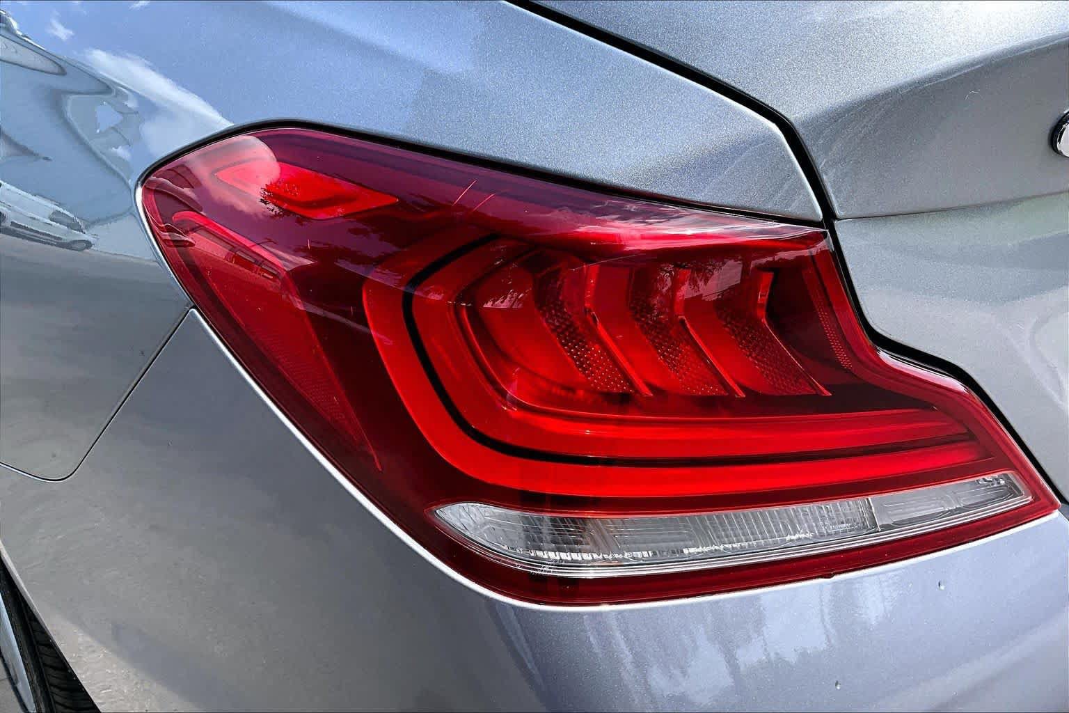 Used 2020 Genesis G70 2.0T RWD image 27