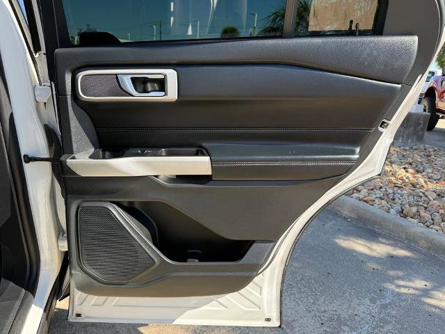 Certified 2022 Ford Explorer XLT w/ Equipment Group 202A image 28