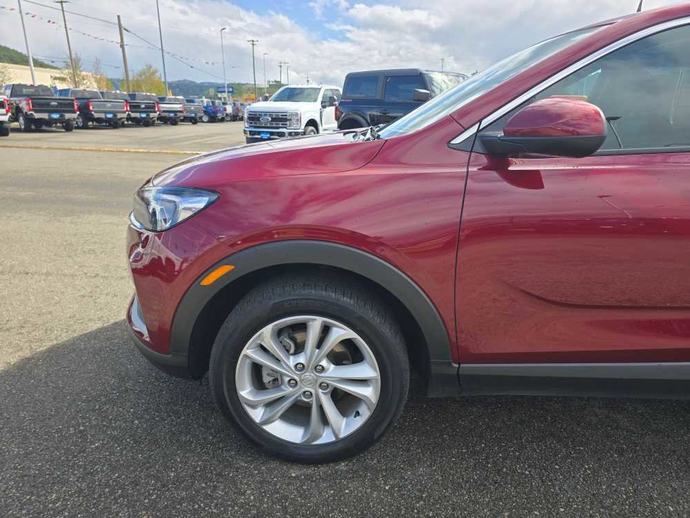 Used 2023 Buick Encore GX Preferred w/ Cold Weather Comfort Package image 18