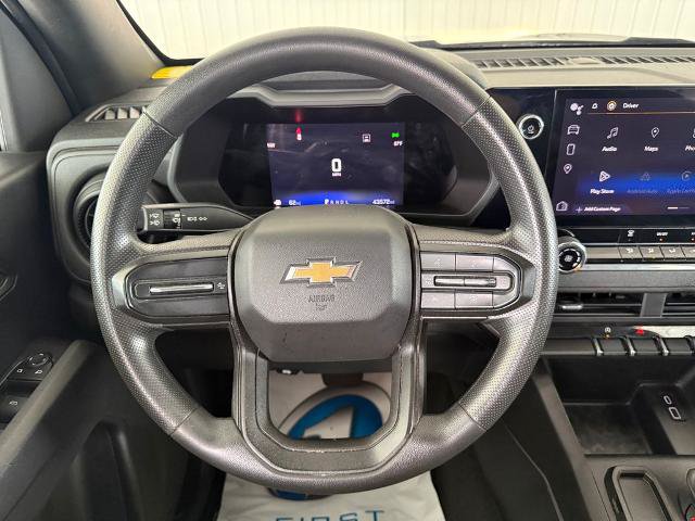 Used 2023 Chevrolet Colorado W/T RWD image 13