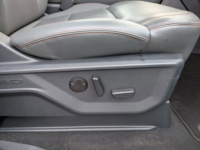 Certified 2025 Ford Expedition Active image 36