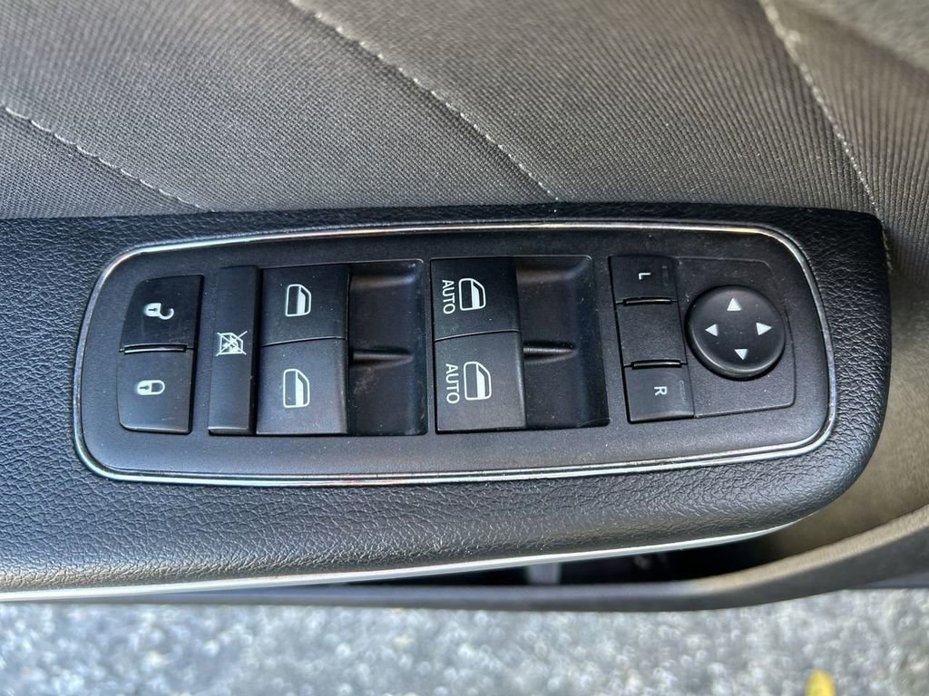 Used 2023 Dodge Charger SXT image 54