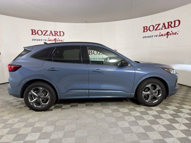 Certified 2023 Ford Escape ST-Line w/ Tech Pack #1 FWD image 8