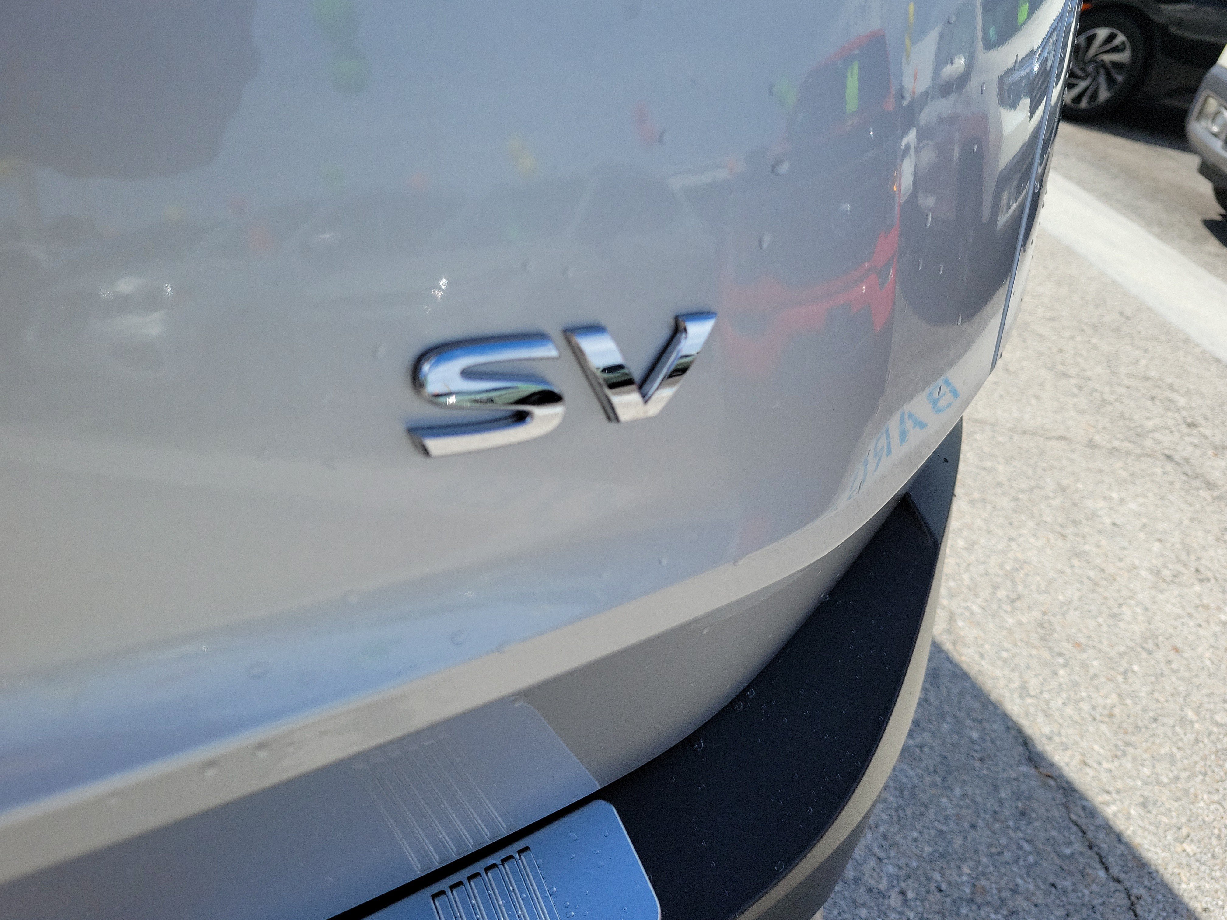 Used 2023 Nissan Rogue SV FWD image 9