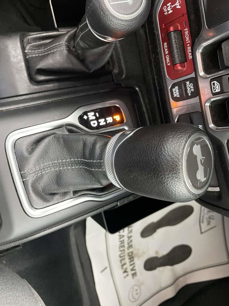 Used 2024 Jeep Wrangler Unlimited Rubicon w/ Safety Group image 17