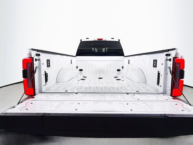 Certified 2026 Ford F450 Platinum w/ Platinum Plus Package AWD/4WD image 33