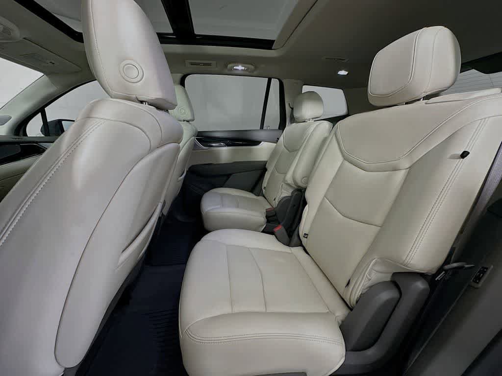Used 2024 Cadillac XT6 Premium Luxury AWD/4WD image 14