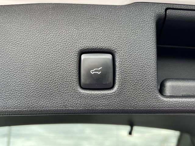 Certified 2024 Ford Escape ST-Line Select w/ Tech Pack #2 AWD/4WD image 12