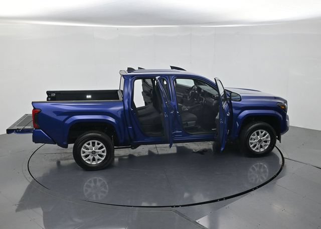 Used 2025 Toyota Tacoma SR5 RWD image 45