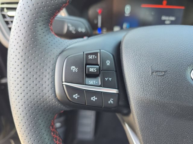 Certified 2024 Ford Escape ST-Line w/ Tech Pack #1 AWD/4WD image 18
