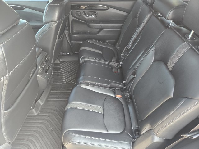 Used 2023 Honda Pilot Touring image 28