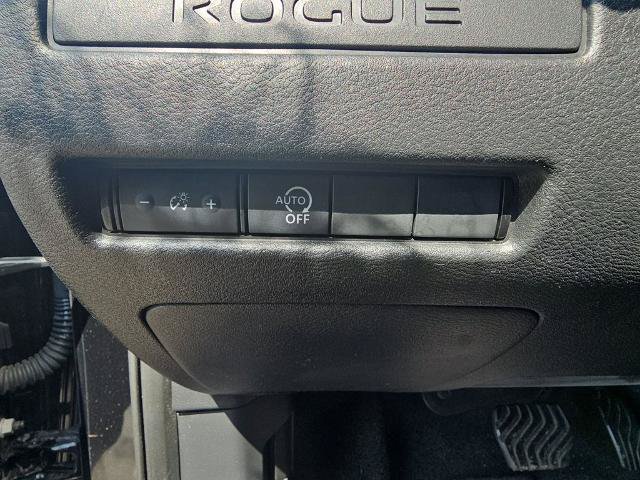 Used 2024 Nissan Rogue S AWD/4WD image 23