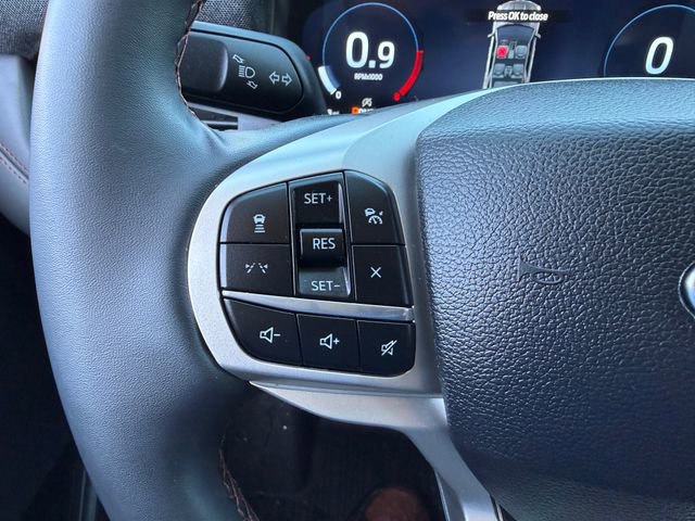 Certified 2025 Ford Explorer Active w/ Active Comfort Package image 16