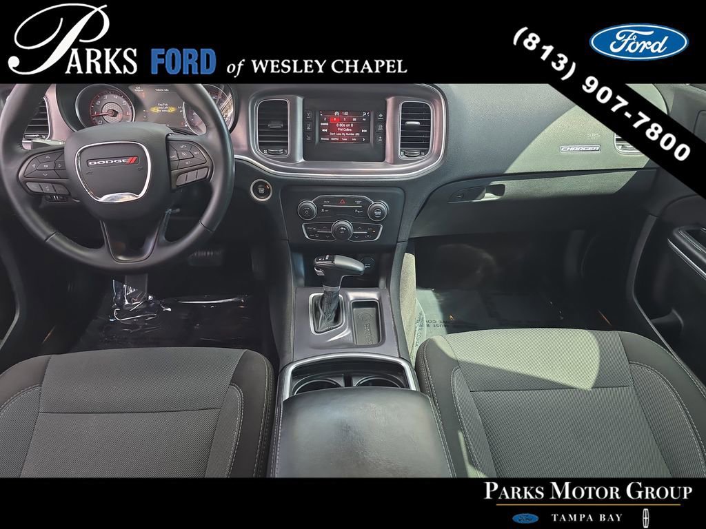 Used 2017 Dodge Charger SE w/ Popular Equipment Group image 10