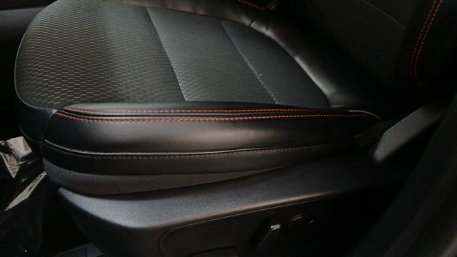 Certified 2023 Ford Escape ST-Line AWD/4WD image 17